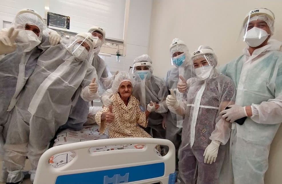 В Ташкенте 99-летняя пациентка вылечилась от коронавируса