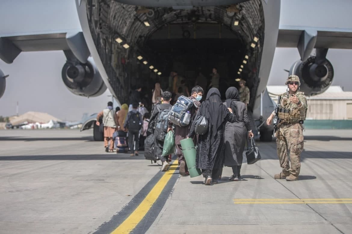 Buyuk Britaniya Afg‘onistondan evakuatsiya qilish ishlarini yakunlaganini e'lon qildi