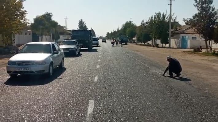 Surxondaryoda «GAZ-53» yuk mashinasi urib yuborgan 58 yoshli ayol vafot etdi