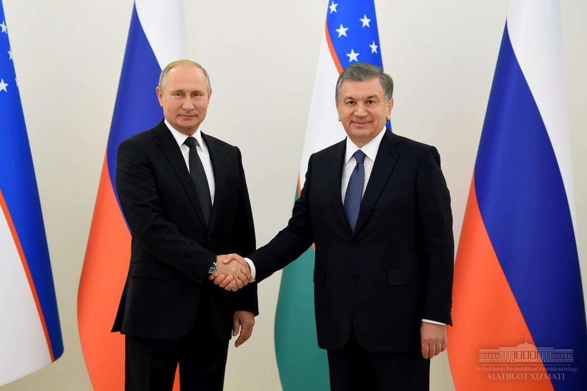 Путин поздравил Мирзиёева с победой на выборах главы Узбекистана