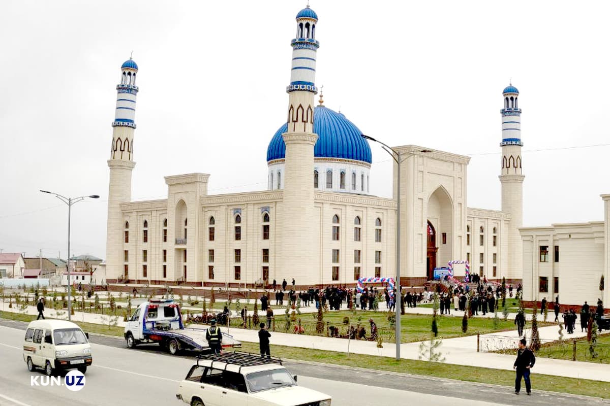 Urgutdagi yangi «Urgut» markaziy jome masjidi ochildi