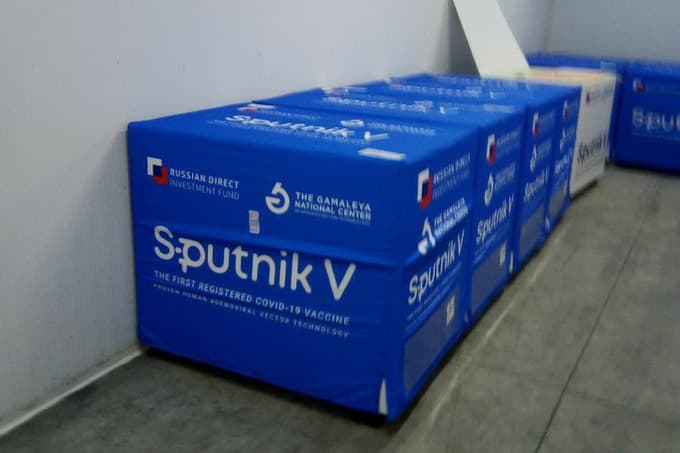 O‘zbekistonga «Sputnik V» vaksinasining navbatdagi partiyasi olib kelindi