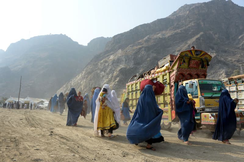 Tojikistonda afg‘on qochqinlari uchun vaqtinchalik baza quriladi