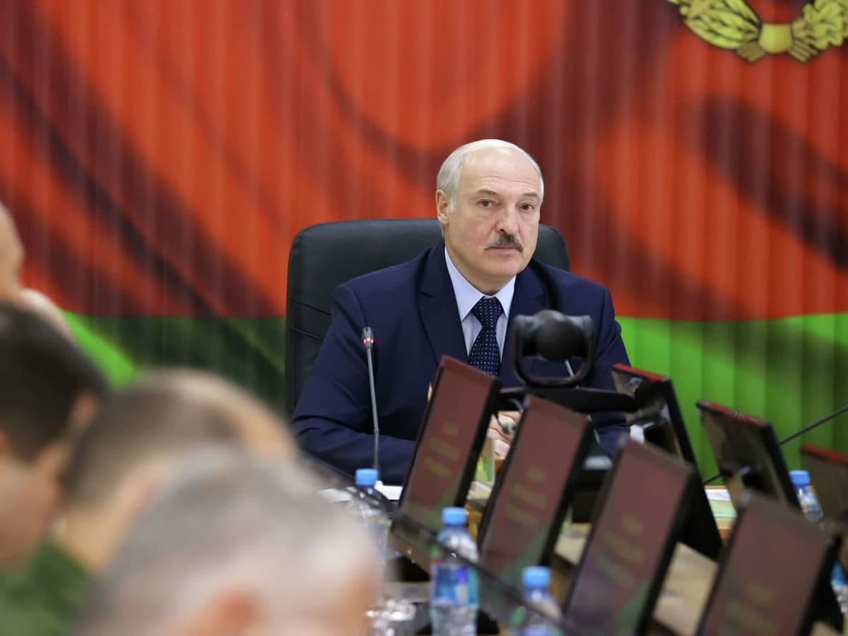 Lukashenko G‘arbga narkotrafik va migratsiyani nazorat qilishni to‘xtatish bilan tahdid qildi