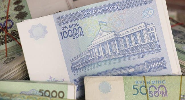 Samarqandda o‘qituvchilarga har bir o‘quvchidan 10 ming so‘mdan yig‘ishni buyurgan maktab direktori hayfsan bilan qutuldi