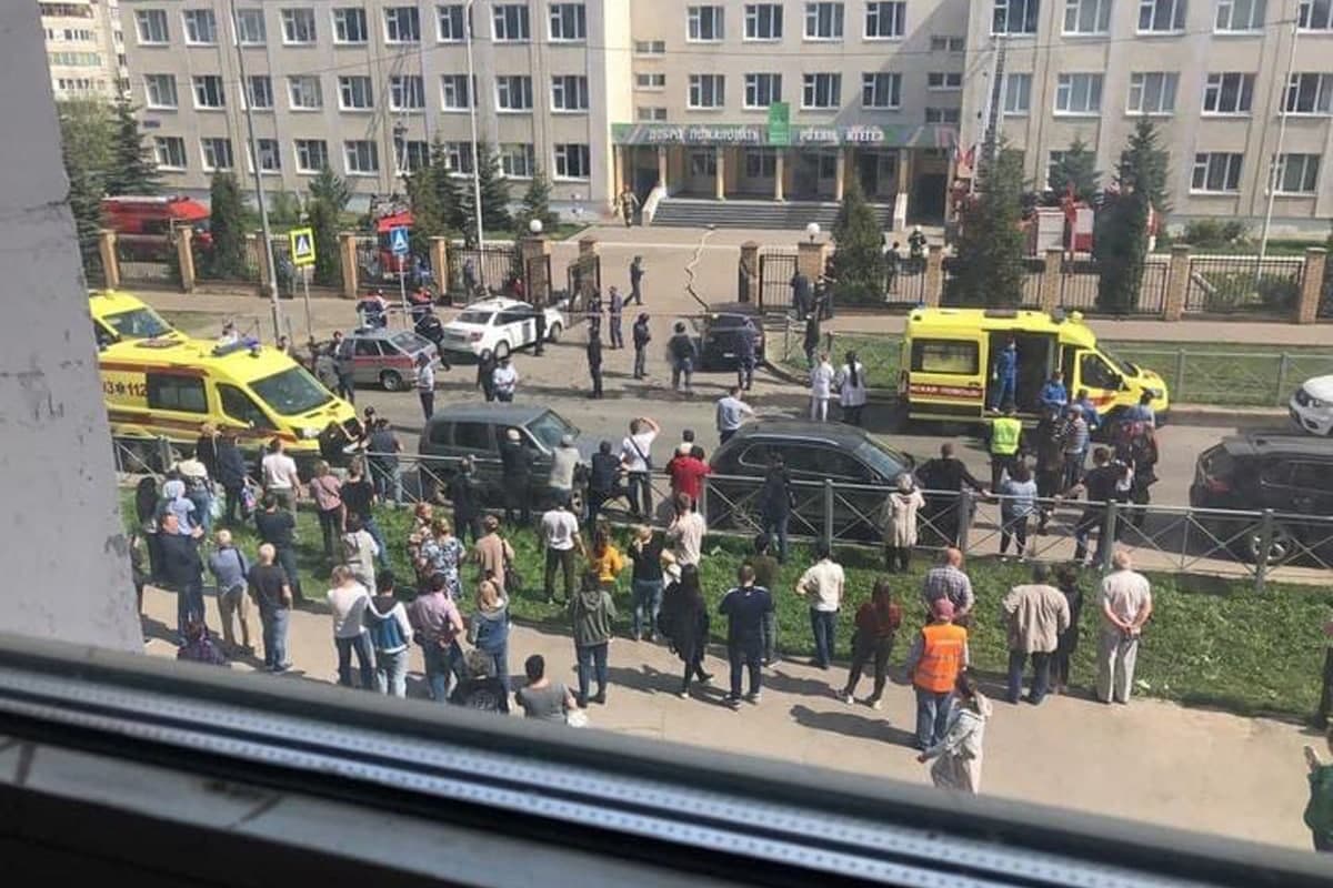 В Казани подросток открыл стрельбу в школе, прогремел взрыв