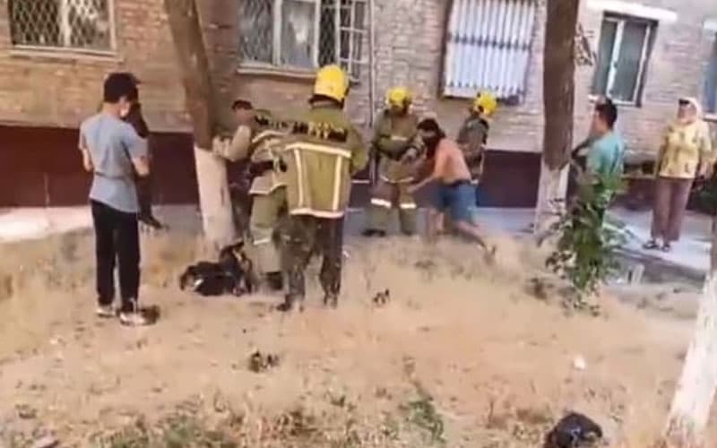 Toshkentda yong‘in chiqqan uyda o‘smir qiz 4-qavatdan tushib ketdi