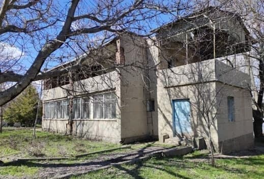 Chorvoq hududidagi davlat mulki auksionda boshlang‘ich narxidan 2 barobar qimmatga sotildi