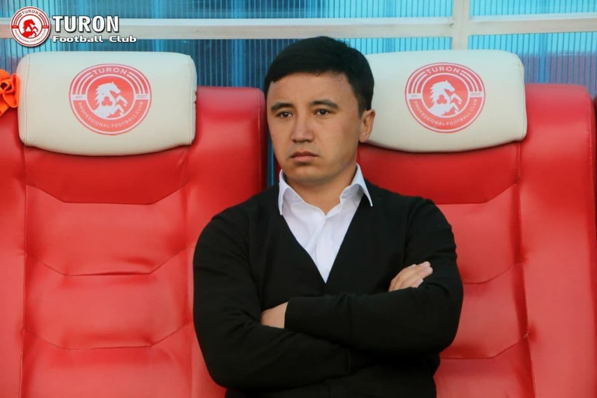 «Butun umr futboldan chetlatishsa chetlatishsin! Hakamlarga pul bermasangiz, "chopib" tashlashadi» - «Turon» bosh murabbiyi hakamlarning qing‘irliklari haqida achchiq gaplarni aytdi