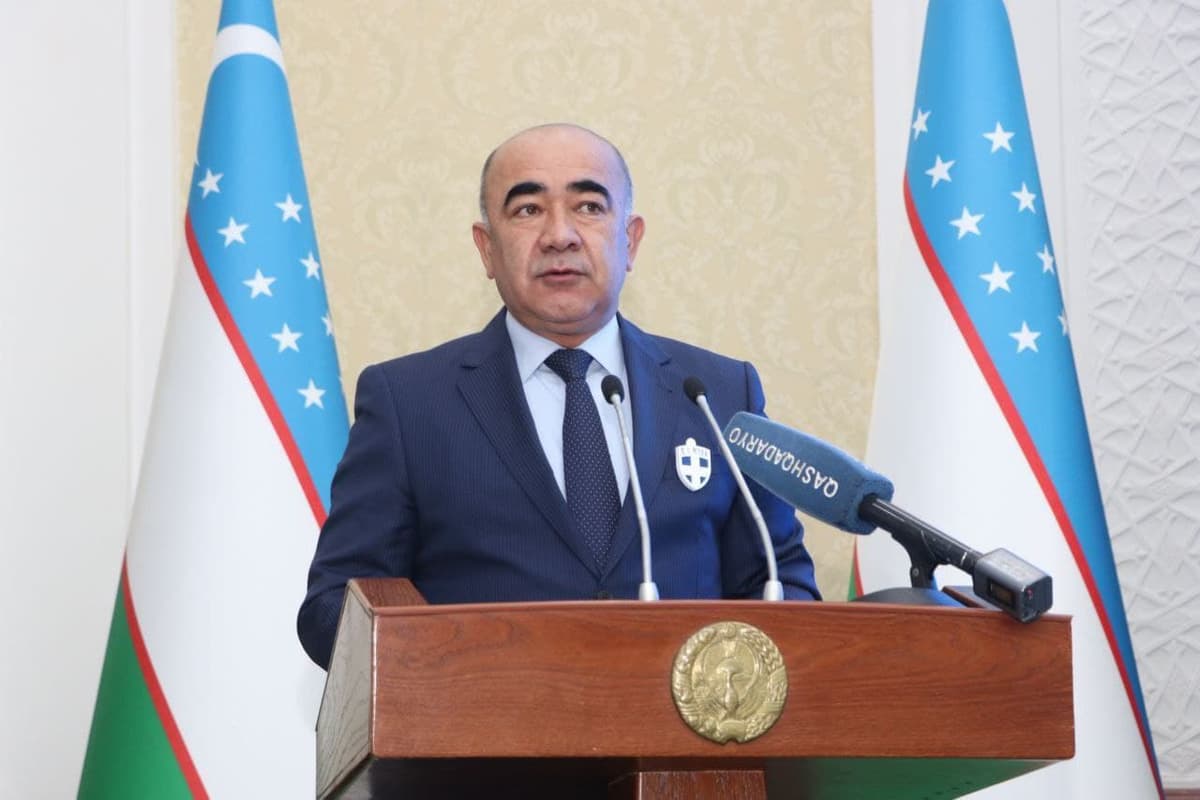 Zoyir Mirzayev Qashqadaryoda faoliyat yurituvchi hokimlarga yangi xizmat avtomobili sotib olishni taqiqladi
