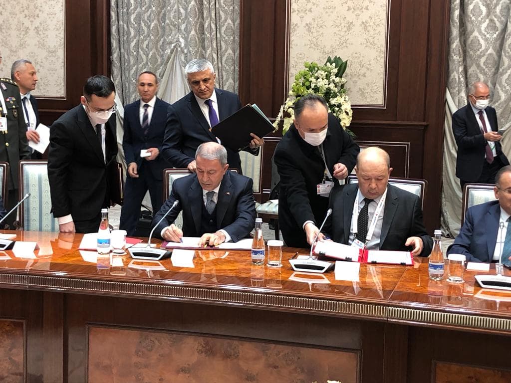 Uzbekistan and Turkey sign agreement on military cooperation