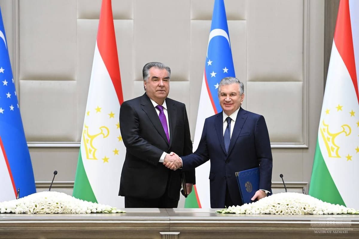 Uzbekistan and Tajikistan sign agreements worth $570 million