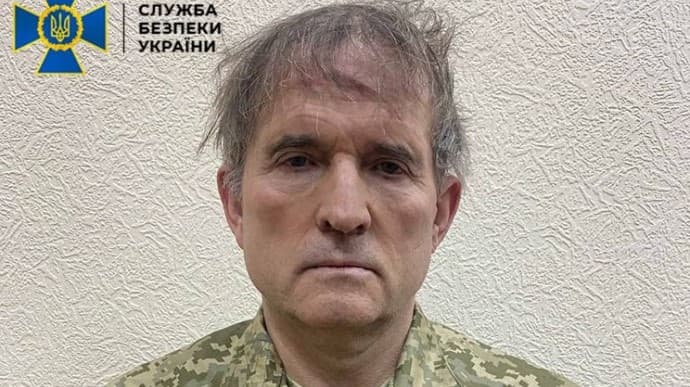 Кремл Медведчукни украиналик ҳарбий асирларга алмаштириш имкониятини баҳолади