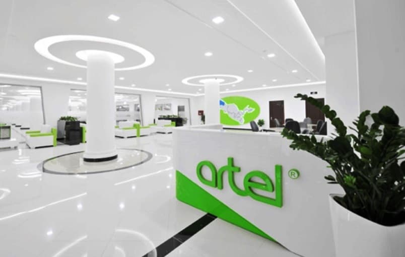 Artel махсус имтиёзларга эга эмаслигини айтиб чиқди, иқтисодчи бунга қарши асослар келтирди