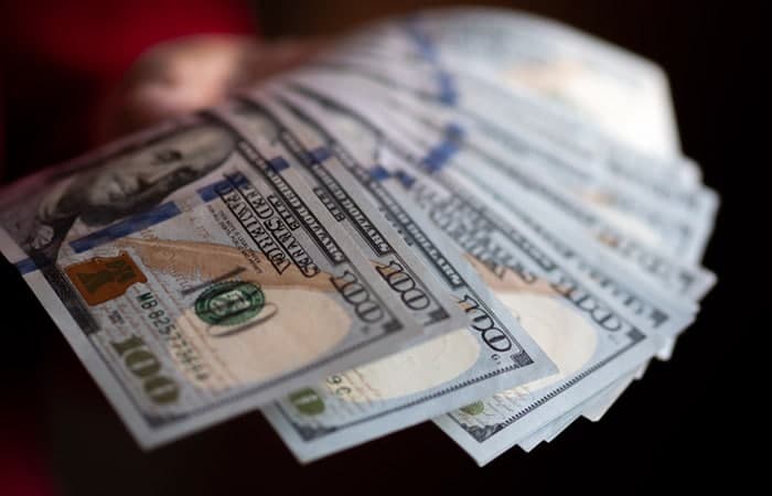 Surxondaryoda fuqaroni 2 500 dollar evaziga Milliy gvardiyaga ishga kiritib qo‘ymoqchi bo‘lgan shaxs ushlandi