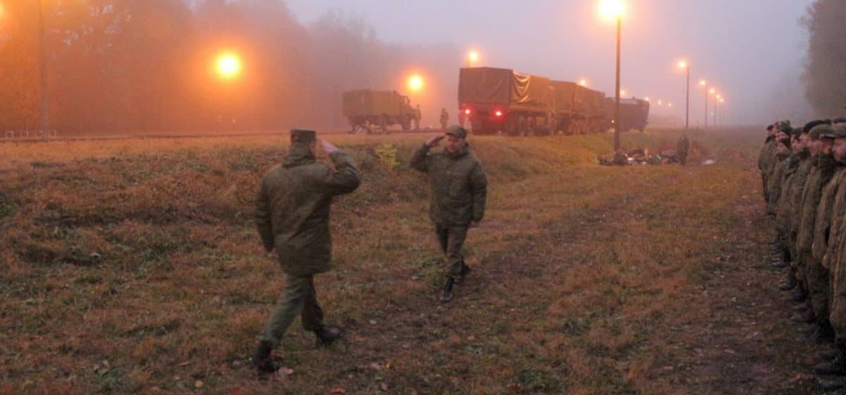 В Беларусь прибыли первые эшелоны с российскими военнослужащими