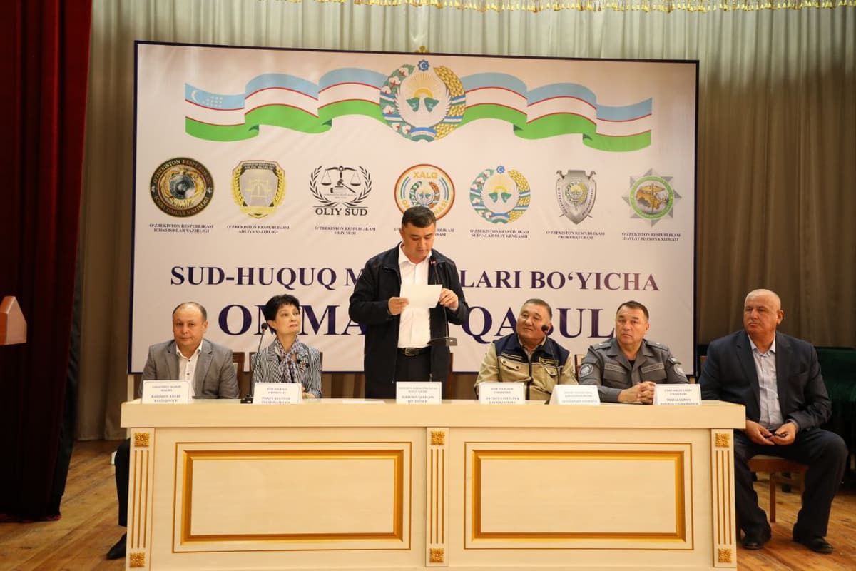Navoiyda respublika ishchi guruhining sud-huquq sohasiga oid sayyor qabullari bo‘lib o‘tmoqda