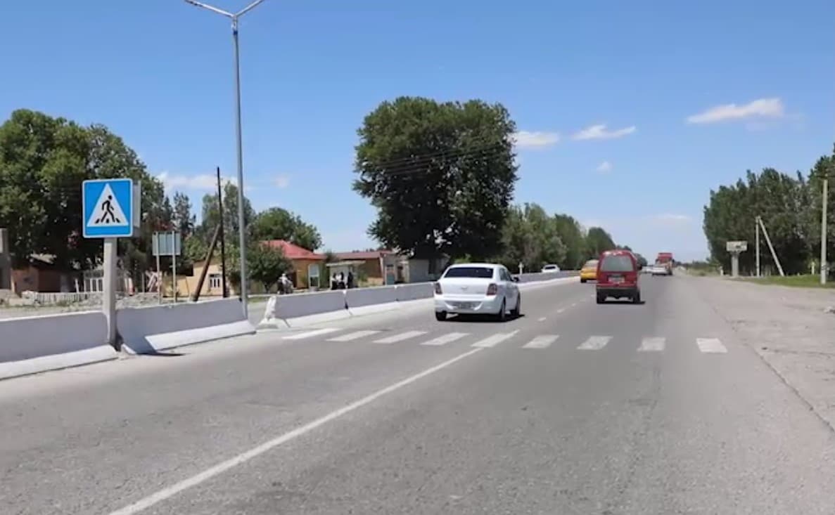 Samarqandda piyodalar yo‘lakchasida Nexia-3 urib yuborgan 4 yoshli qiz vafot etdi