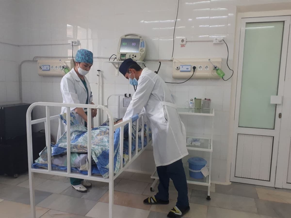 В Минздраве рассказали о состоянии ребенка, упавшего с четвертого этажа торгового центра