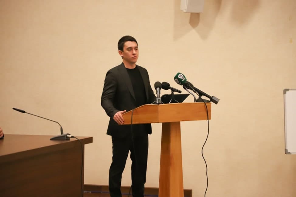 «Нам нужно стать организацией, которая дает деньги командам, а не берет у них» — ПФЛ впервые представила финансовый отчет