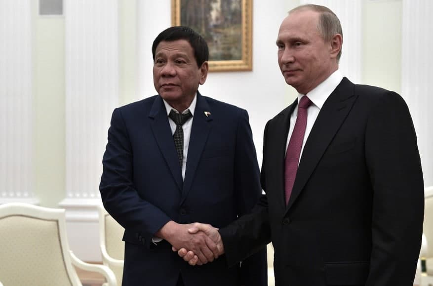 Duterte Ukrainadagi urushni qoraladi