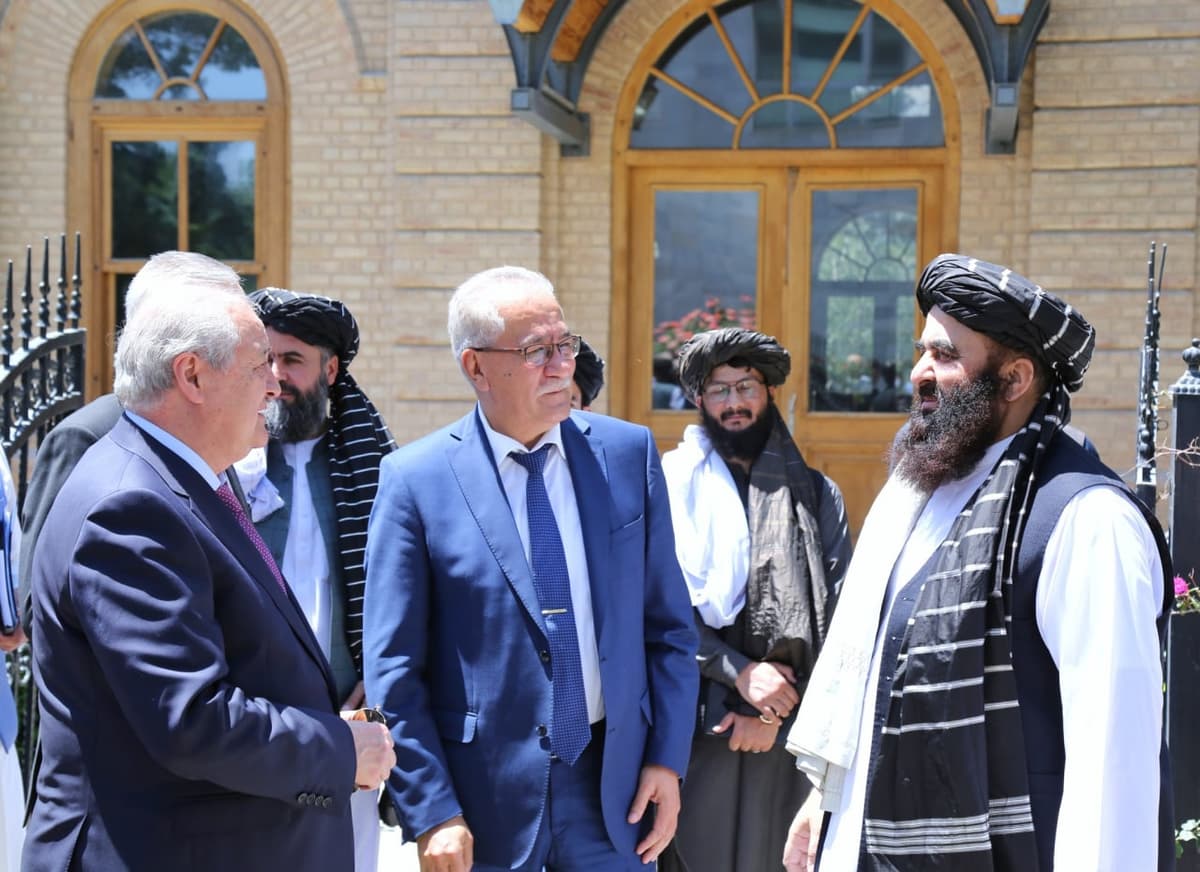 Abdulaziz Komilov “Tolibon” bilan muzokara o‘tkazdi