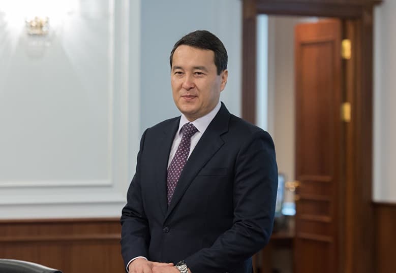 Токаев назначил Алихана Смаилова премьер-министром Казахстана