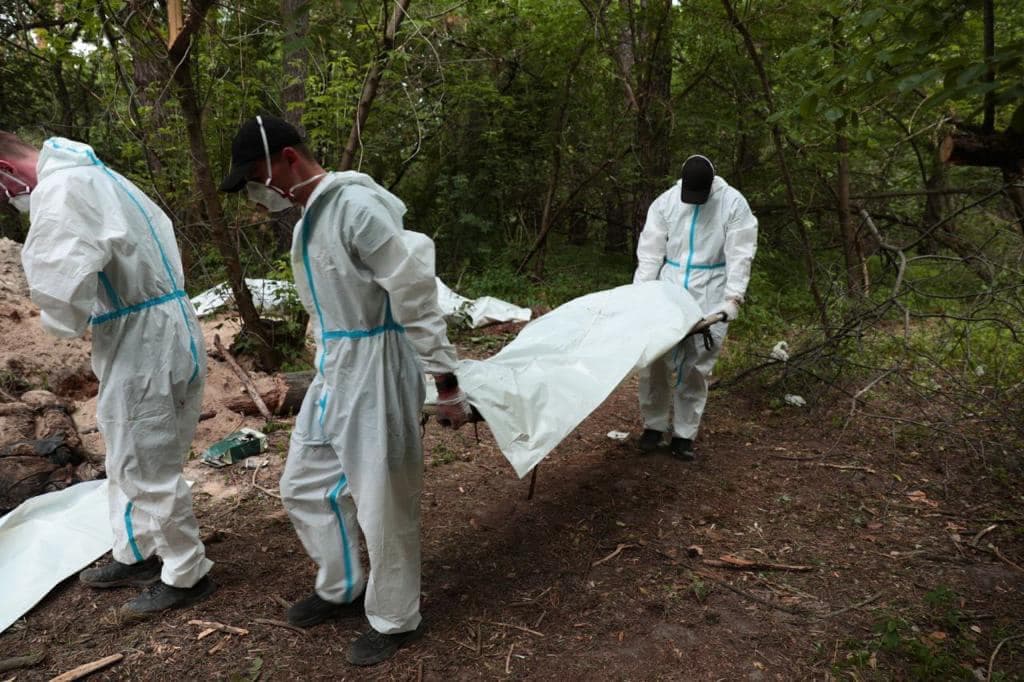 В Киевской области найдена еще одна братская могила. О судьбе узбекистанцев все еще ничего не известно