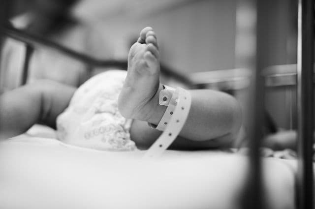 В роддоме в Ферганской области скончался младенец
