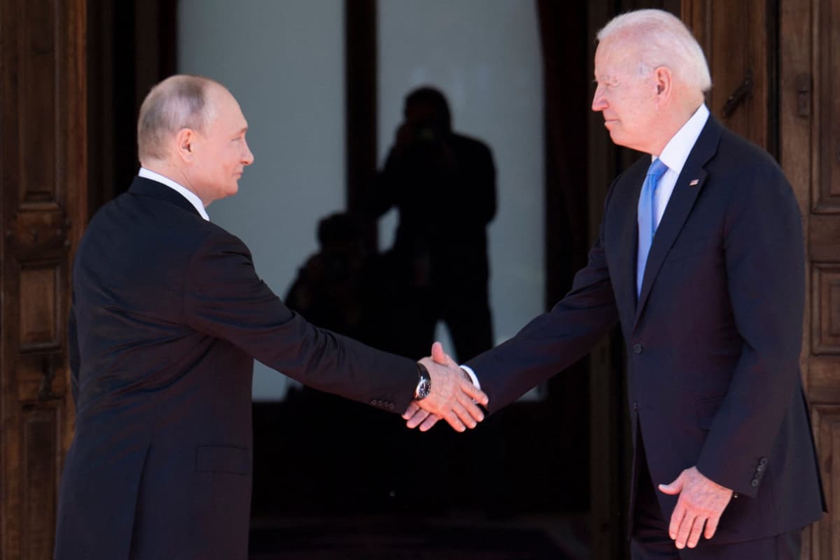 Путин ва Байденнинг бўлажак мулоқотида қайси мавзулар муҳокама қилиниши маълум бўлди