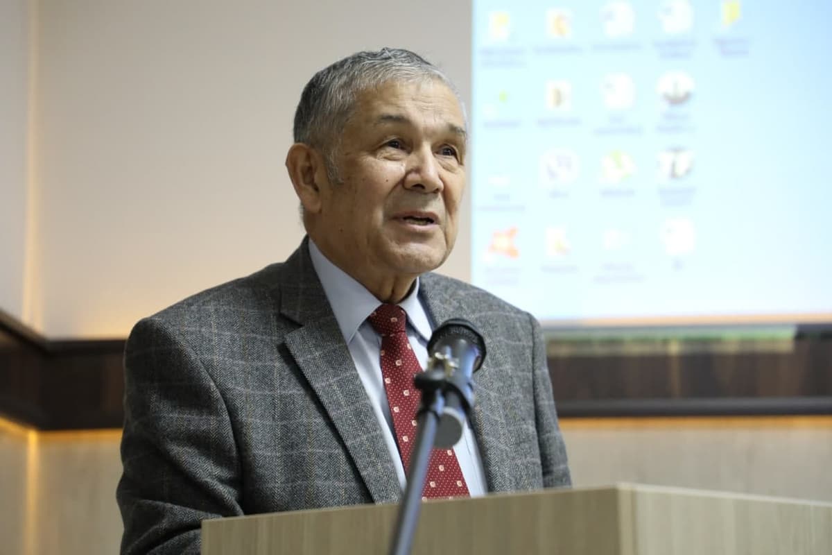«Hokimiyat intellektuallik bilan uyg‘unlashmasa, demokratiya va adolatni amalga oshirib bo‘lmaydi» - siyosiy fanlar doktori Muqimjon Qirg‘izboyev bilan suhbat