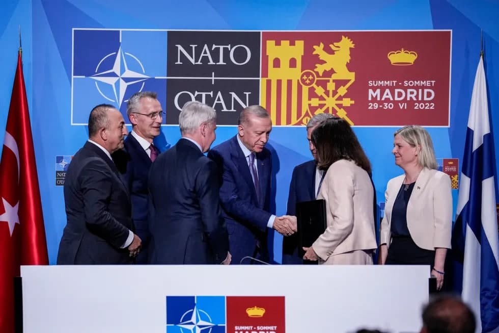 Anqara Shvetsiya va Finlandiyaning NATOga a’zoligiga rozi bo‘ldi. Turklar ham o‘zi istaganini oldi