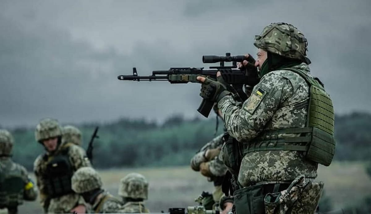 Yevropa ittifoqi Ukraina harbiylarini tayyorlash missiyasi tashkil etilishini ma’qulladi