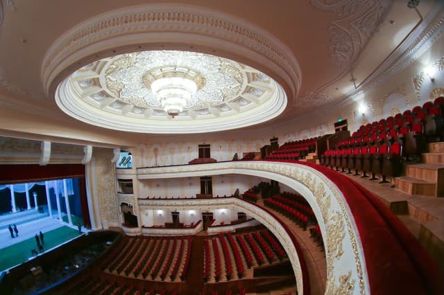 Barcha davlat organlari konsert va teatrlarga biletlarni xarid qilish amaliyotini joriy etadi