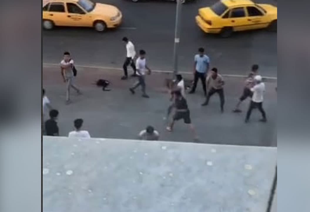 Samarqandda bir guruh o‘quvchilar o‘rtasida ommaviy mushtlashuv sodir bo‘ldi
