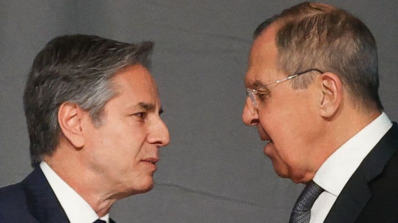 «Harbiy ziddiyatning dahshatli ssenariysi». Lavrov va Blinken o‘rtasida Ukraina masalasida jiddiy tahdidlar almashildi