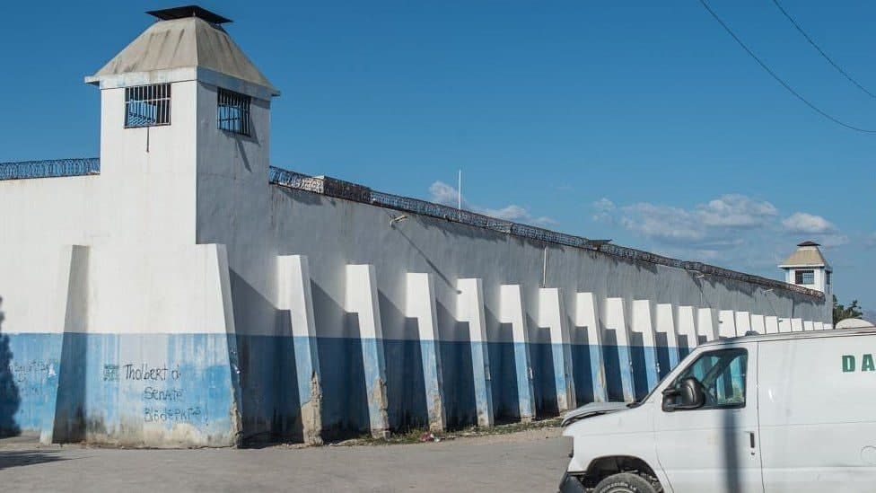 Haitida qamoqxonadan qochishga urinish chog‘ida 10 nafar mahbus halok bo‘ldi