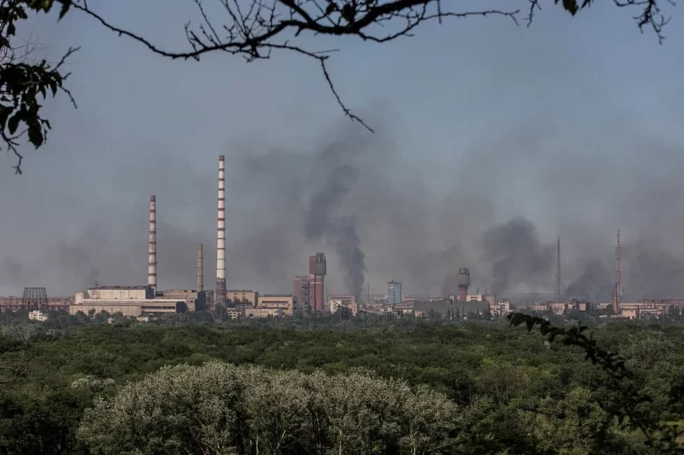 Lugansk oblasti rahbari: Ukrain harbiylariga Severodonetskdan chekinishga buyruq berildi