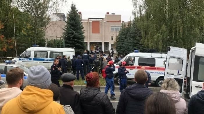 Ижевскдаги мактабда ҳалок бўлганлар сони 17 нафарга етди