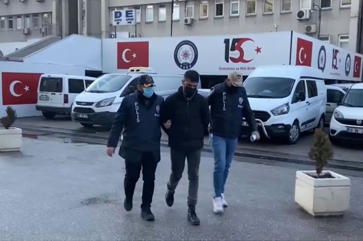 Туркияда Фатҳуллоҳ Гулен ташкилотига алоқадорликда гумонланиб 134 киши қўлга олинди