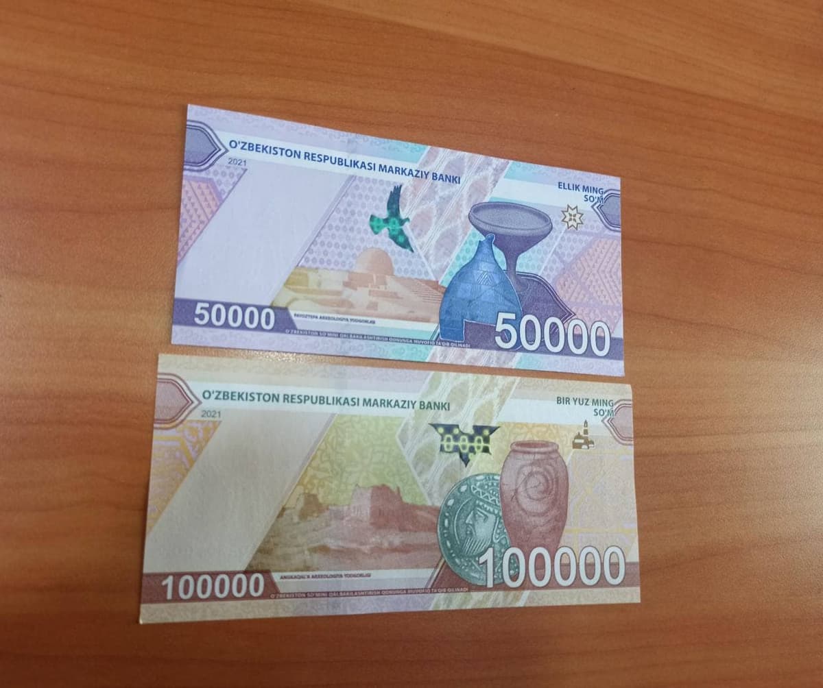 Foto: O‘zbekistonda yangi namunadagi 50 ming va 100 ming so‘mlik kupyuralar muomalaga chiqarildi