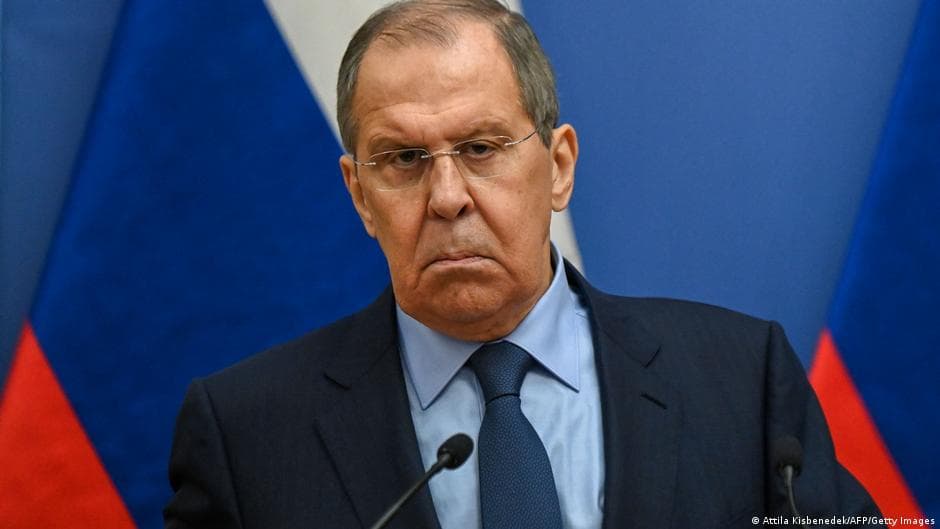 Сергей Лавров заявил, что между Россией и Западом опускается железный занавес