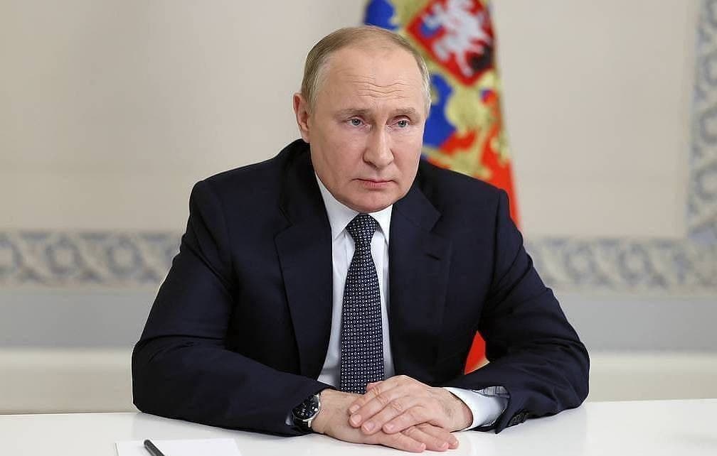 Путин подписал указы о «независимости» двух областей Украины