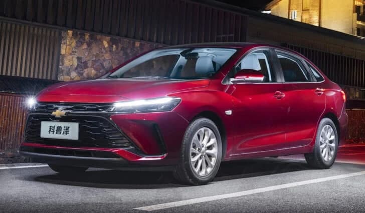 Narxi Lacetti-Gentra bilan deyarli teng bo‘lgan Chevrolet Monza, “aqlli” yostiq, eng yupqa va yengil smartfon - hafta texnodayjesti