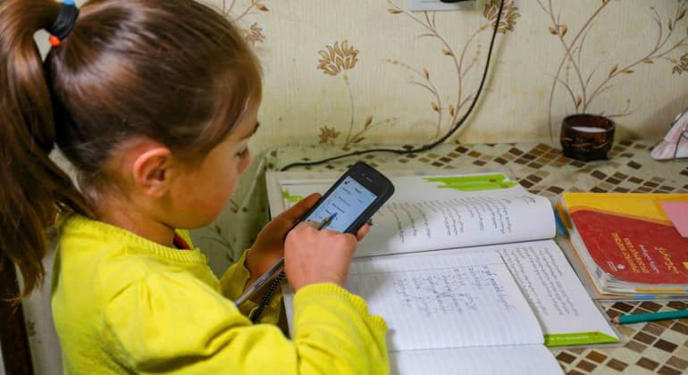 БМТ: одамларнинг 37 фоизи интернетдан ҳеч қачон фойдаланмаган