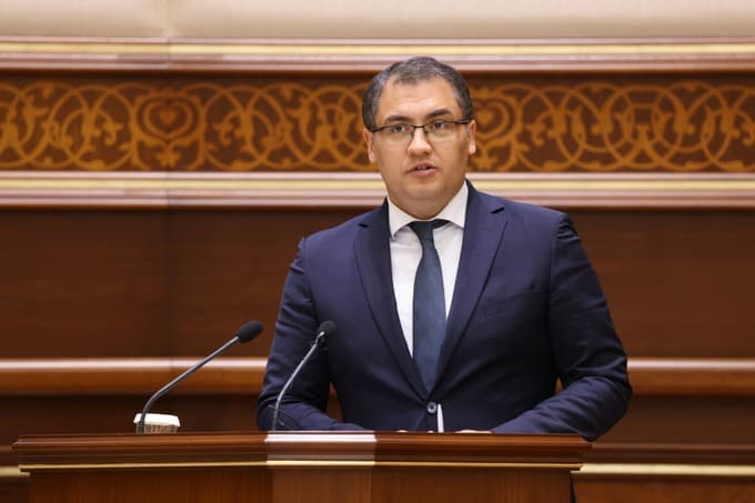 «Davlat organlari hushyor bo‘lishi zarur» - Adliya vaziri firibgarlik holatlari avj olayotgani va yangi moliyaviy piramidalar haqida
