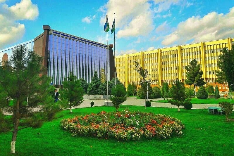 "TIQXMMI" Milliy tadqiqot universiteti huzuridagi Fundamental va amaliy tadqiqotlar instituti direktor va direktor o‘rinbosari lavozimiga ishga taklif qiladi