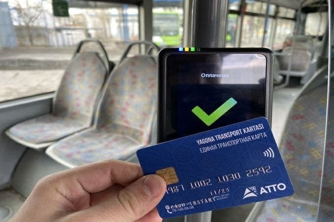 Urganch va Xiva shahar jamoat transportida avtomatlashtirilgan to‘lov tizimi ishga tushirildi