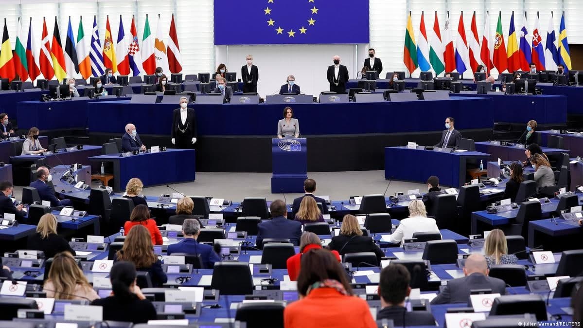 Tixanovskaya: Yevropa ittifoqi Belarusning ötiş davri kabinetini tan olişi kerak