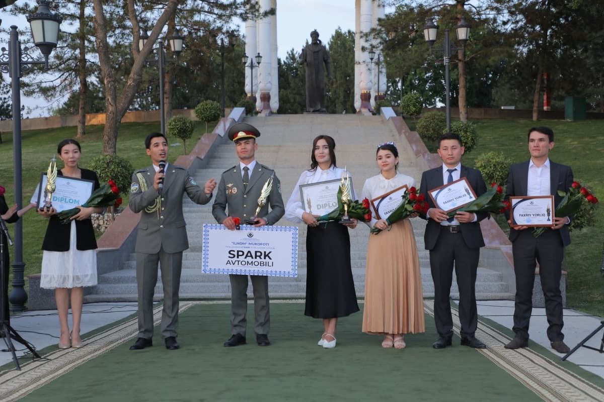 Президент совғаси – “Spark” автомобили ўз эгасига топширилди